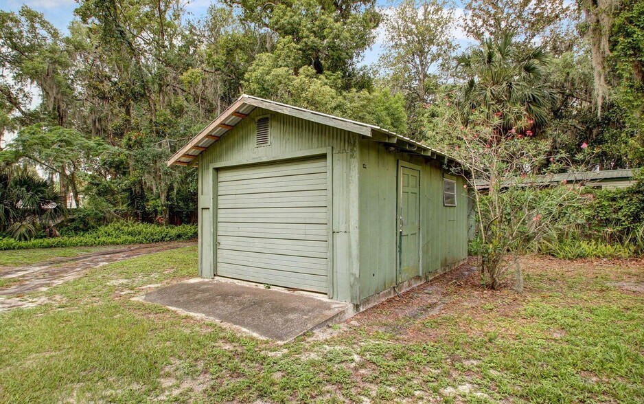 More Photos Of 211 S US Highway 17, East Palatka Apartments For Sale