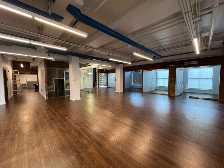 More Photos Of 934 Central St, Kansas City Office For Lease