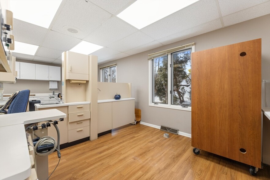 More Photos Of 11801 W Janesville Rd, Hales Corners Office For Sale