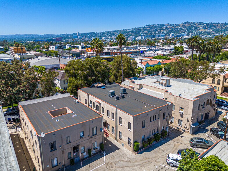 More Photos Of 356 N Orange Grove Ave, Los Angeles Apartments For Sale