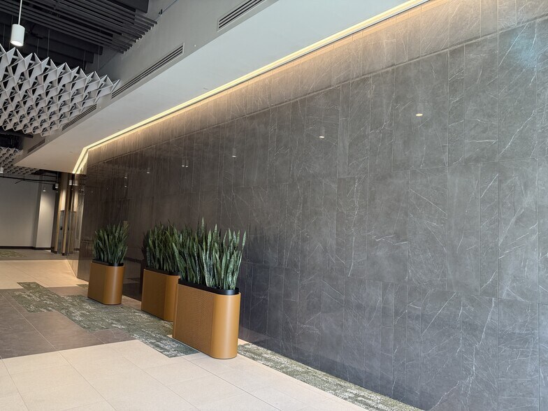 More Photos Of 4835 S Highland Dr, Holladay Office For Lease