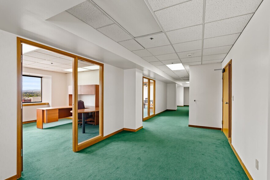 More Photos Of 402 E Yakima Ave, Yakima Office For Lease