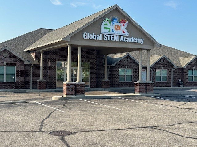 More Photos Of 500 Macready Ave, Monroe Office For Lease