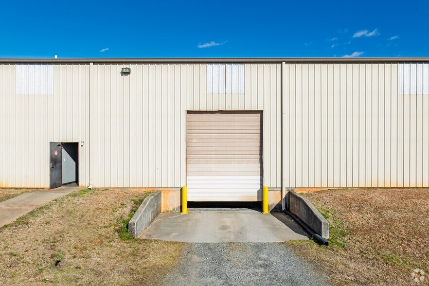 More Photos Of 200 Prospect Dr, Lexington Manufacturing For Sale