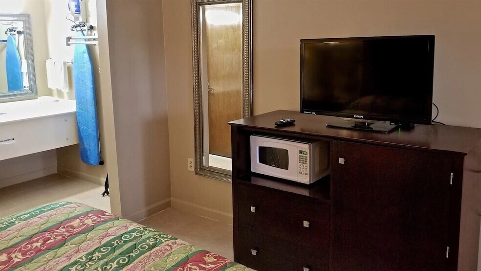 More Photos Of 2605 S Range Ave, Denham Springs Hotel For Sale
