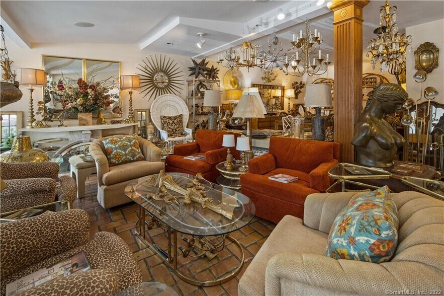 More Photos Of 4 Long Ridge Rd, Redding General Retail For Sale