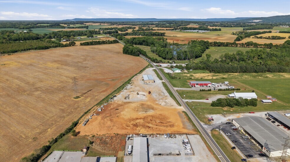 More Photos Of 1087 Aedc Rd, Winchester Industrial For Lease