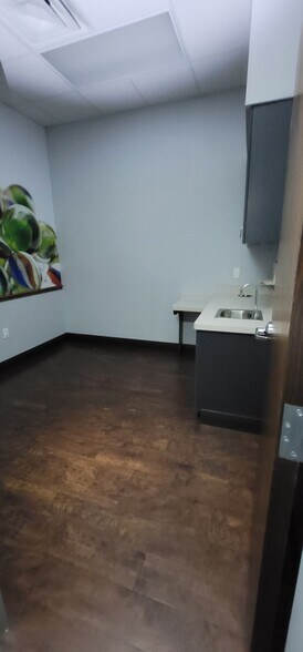 More Photos Of 2701 Little Elm Pkwy, Little Elm General Retail For Lease