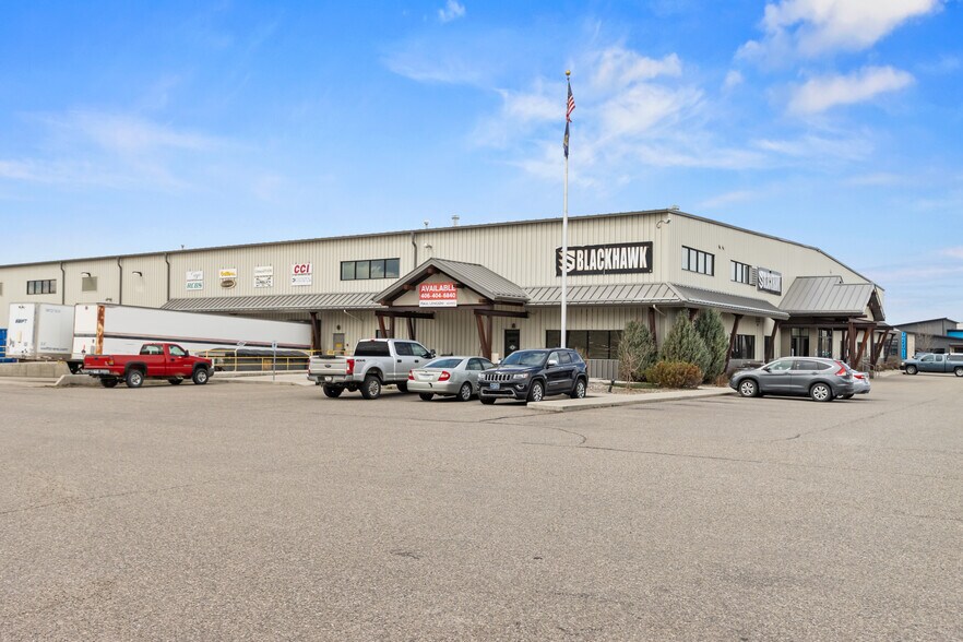 More Photos Of 275 Manhattan South Rd, Manhattan Warehouse For Sale