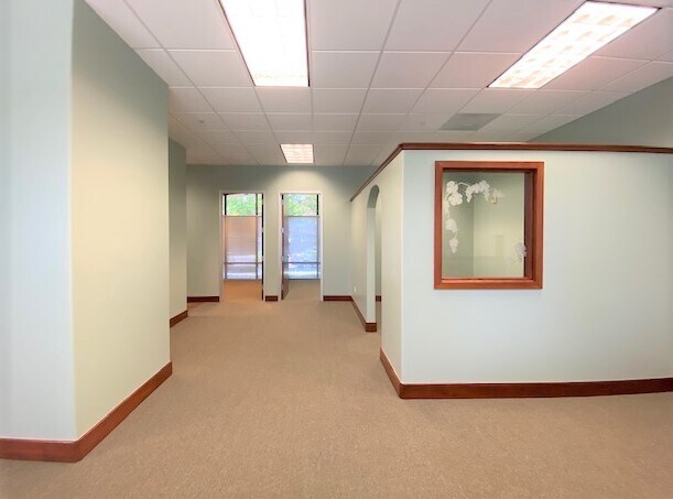 More Photos Of 205-245 Foss Creek Cir, Healdsburg Office For Sale