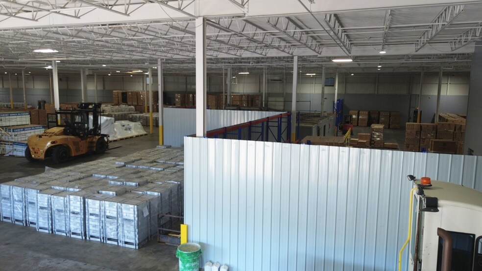 More Photos Of 780 King George Blvd, Savannah Warehouse For Lease