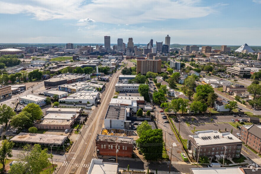 More Photos Of 628 Madison Ave, Memphis Apartments For Lease