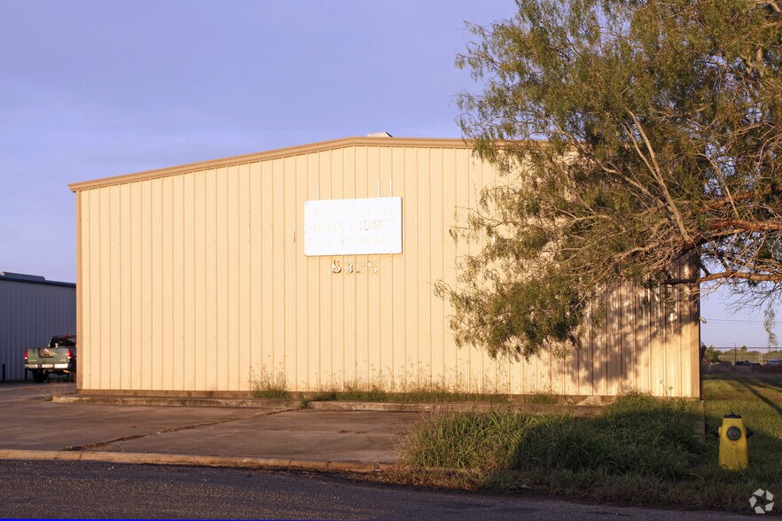 More Photos Of 6325 Harwick Dr, Corpus Christi Warehouse For Lease