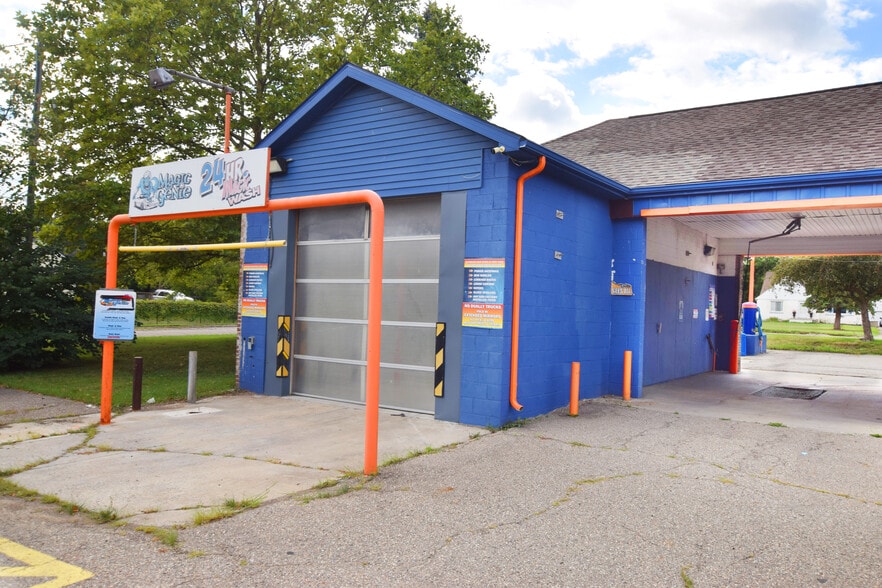 More Photos Of 5069 Fenton Rd, Flint Carwash For Sale