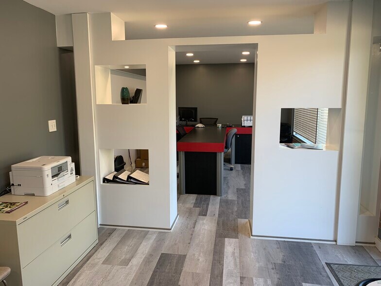 More Photos Of 9313 N Dort Hwy, Mount Morris General Retail For Sale