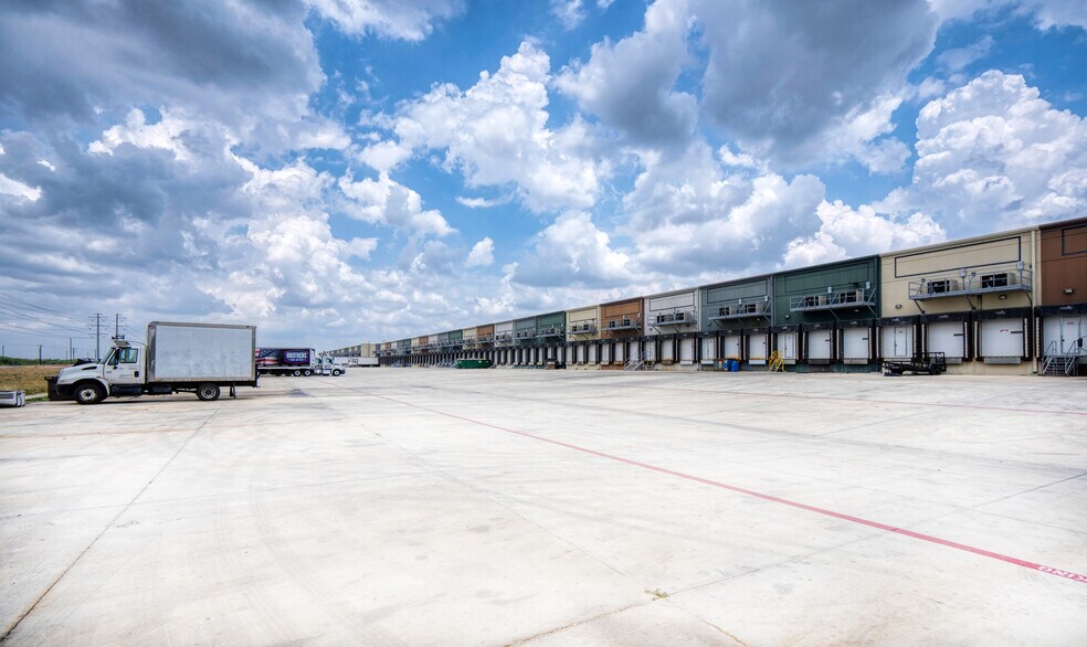 More Photos Of 9342 SE Loop 410, San Antonio Refrigeration Cold Storage For Sale