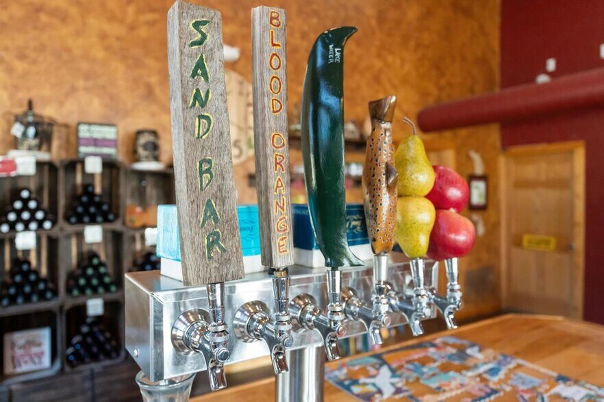 More Photos Of 9090 M-68, Alanson Storefront For Sale