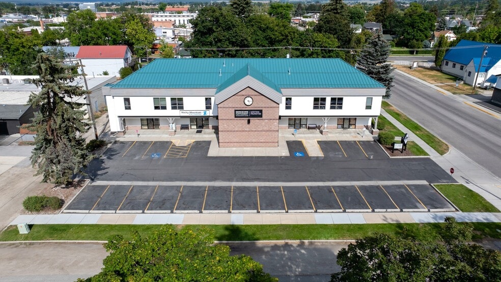 More Photos Of 120 S 5th St, Hamilton Office For Sale