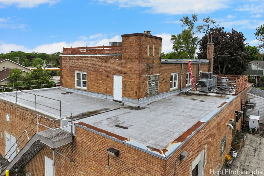 More Photos Of 169 N Seymour Ave, Mundelein Restaurant For Sale