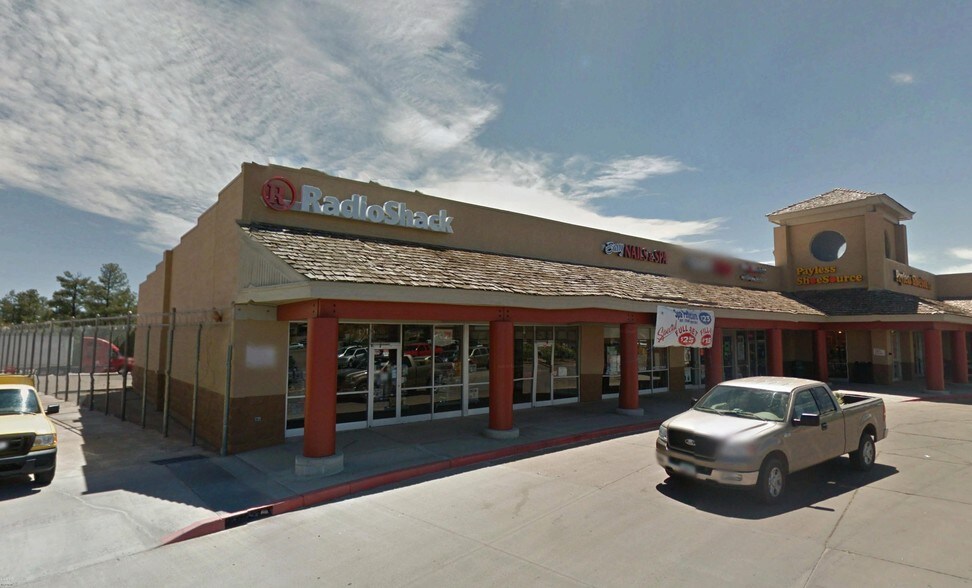 More Photos Of 4411-4421 S White Mountain Rd, Show Low Department Store For Lease