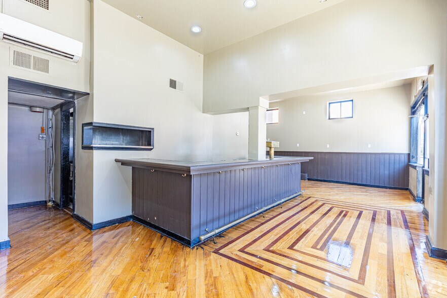 More Photos Of 300-304 N Robinson St, Richmond Freestanding For Sale