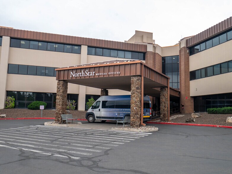 Primary Photo Of 77 W Forest Ave, Flagstaff Medical For Lease