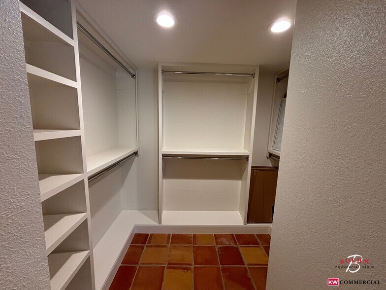 More Photos Of 39 Scenic Loop Rd, Boerne Office Residential For Lease