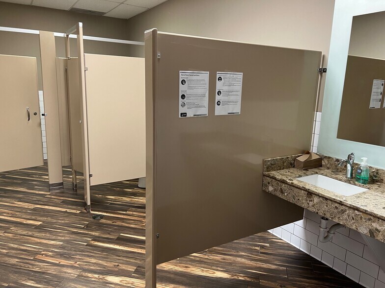 More Photos Of 1700 Lyons Rd, Washington Township Medical For Lease