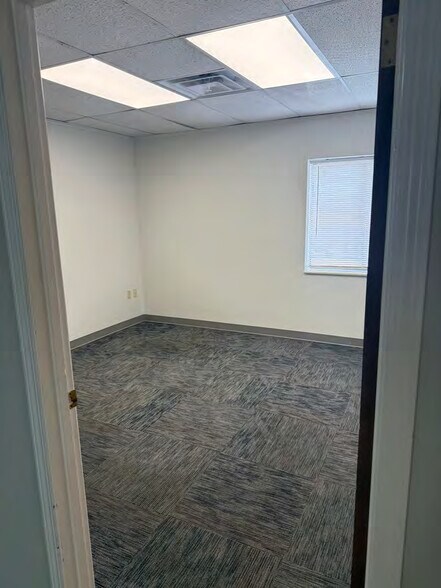 More Photos Of 10281 W 87th St, Overland Park Office For Lease