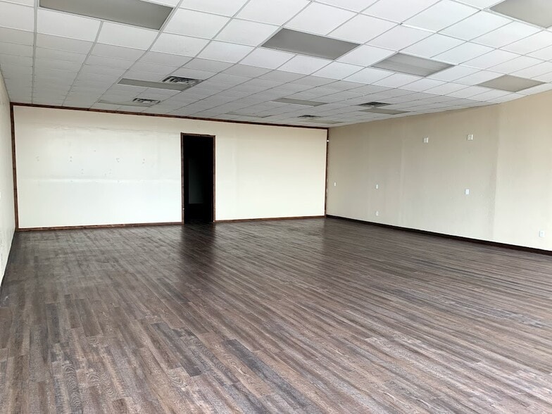 More Photos Of 202 E Veterans Memorial Blvd, Killeen Unknown For Lease