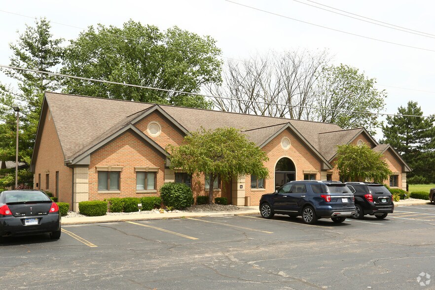 More Photos Of 1044 N Irish Rd, Davison Office For Lease