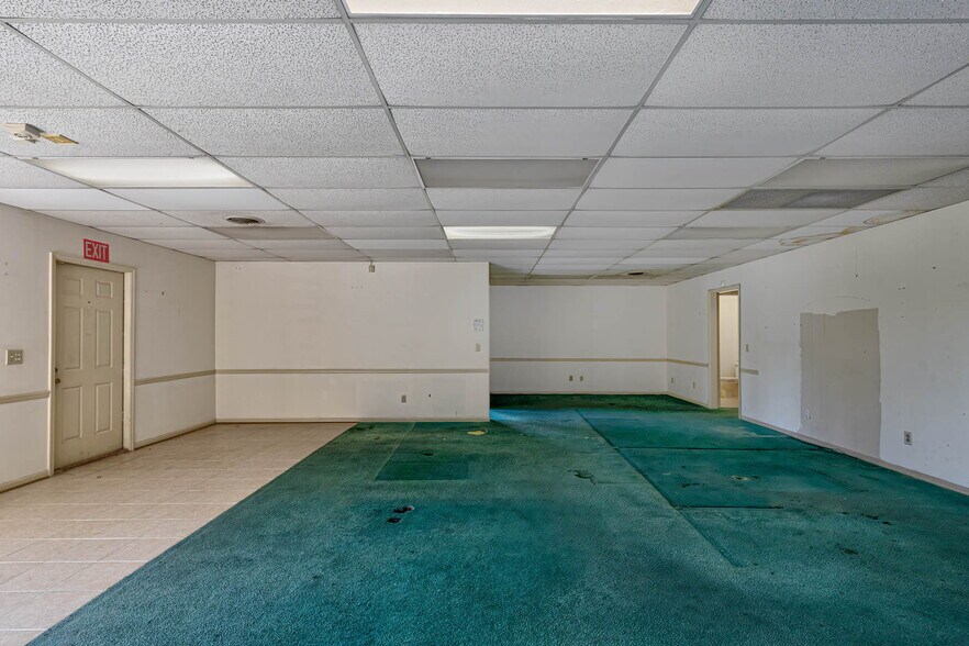 More Photos Of 3103 Mercury Drive Dr, Columbus Office For Sale
