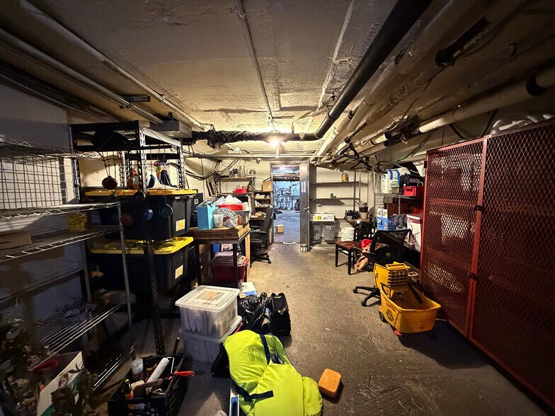 More Photos Of 340 Franklin Ave, Brooklyn Restaurant For Lease