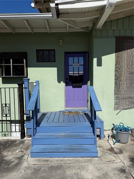 More Photos Of 5610 N Nebraska Ave, Tampa Office For Sale