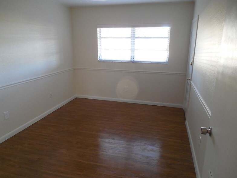 More Photos Of 2500 Port Malabar Blvd NE, Palm Bay Medical For Sale