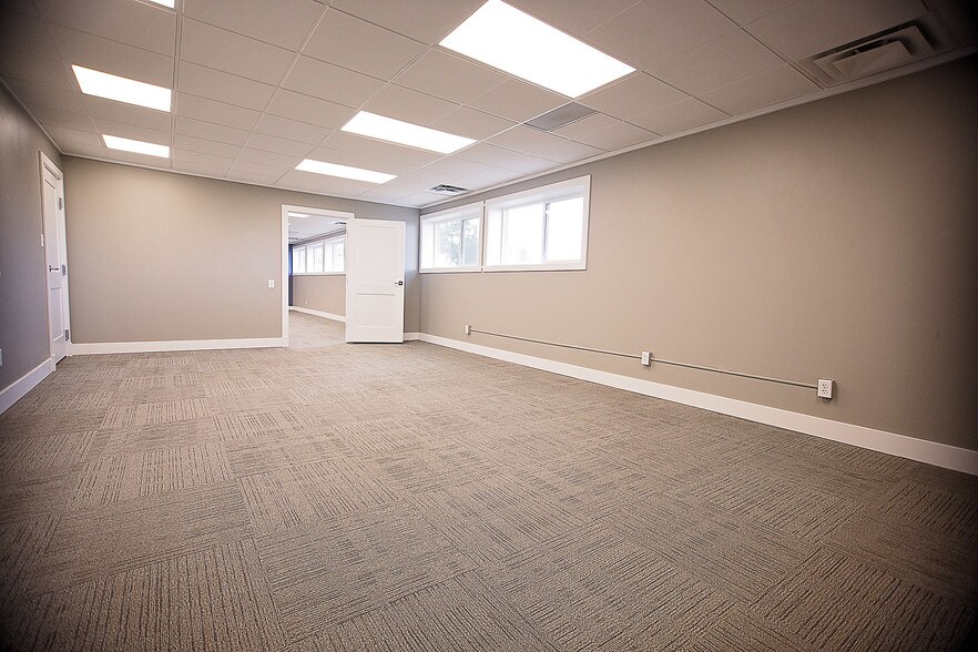 More Photos Of 605 S Kuner Rd, Brighton Office For Lease