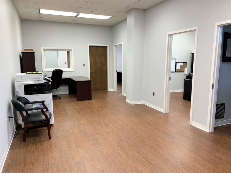 More Photos Of 120 E Main St, Murfreesboro Office For Sale