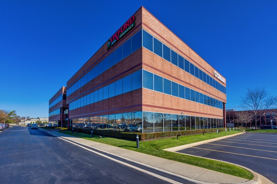 More Photos Of 1S660 Midwest Rd, Oakbrook Terrace Unknown For Lease