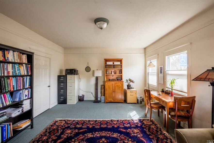 More Photos Of 825 College Ave, Santa Rosa Medical For Lease