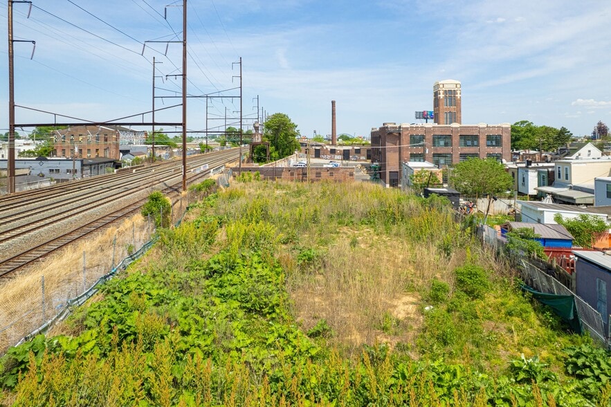 More Photos Of 2201-2203 Orthodox St, Philadelphia Land For Lease