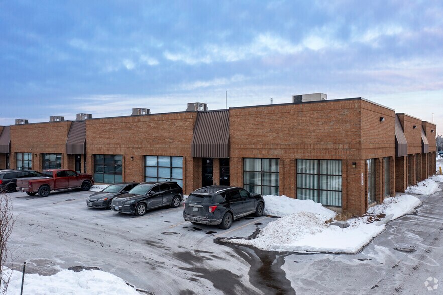 More Photos Of 71 Marycroft Ave, Vaughan Light Distribution For Lease