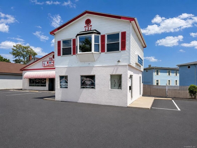 More Photos Of 735-737 Villa Ave, Fairfield Storefront Retail Office For Lease