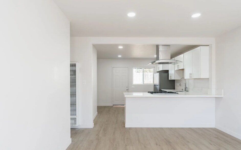 More Photos Of 134-138 5th Ave, Chula Vista Apartments For Sale