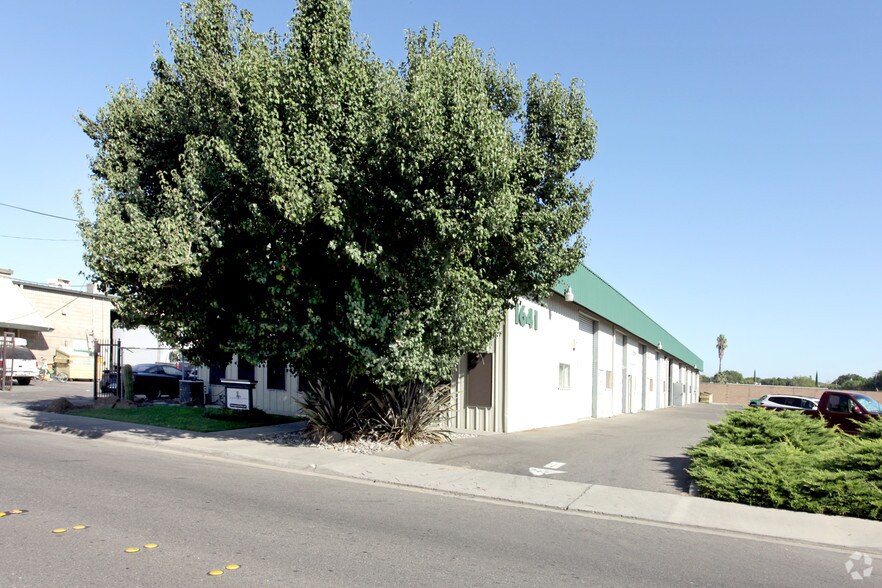 More Photos Of 1641 Princeton Ave, Modesto Warehouse For Lease