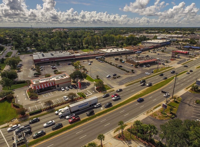 More Photos Of 291-311 Blanding Blvd, Orange Park General Retail For Lease