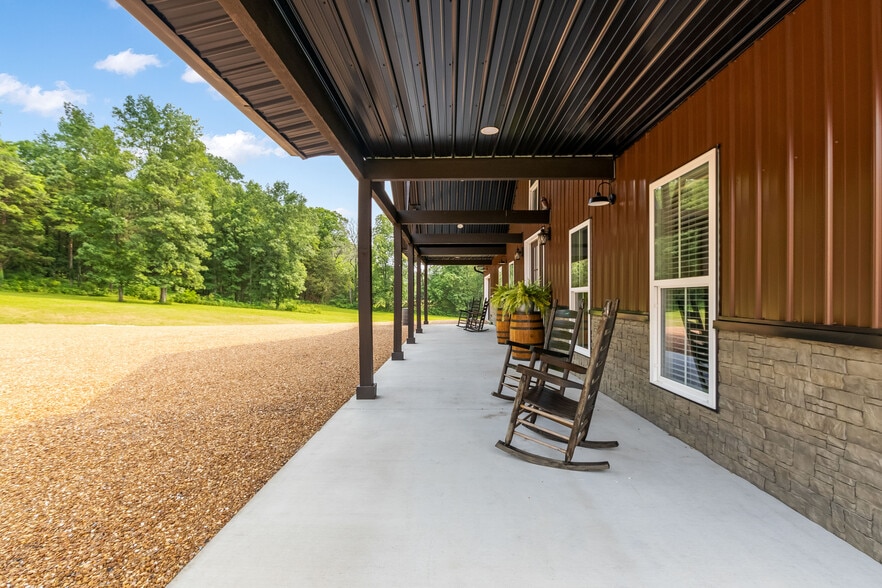 More Photos Of 1049 Oregon Rd, Lascassas Specialty For Sale