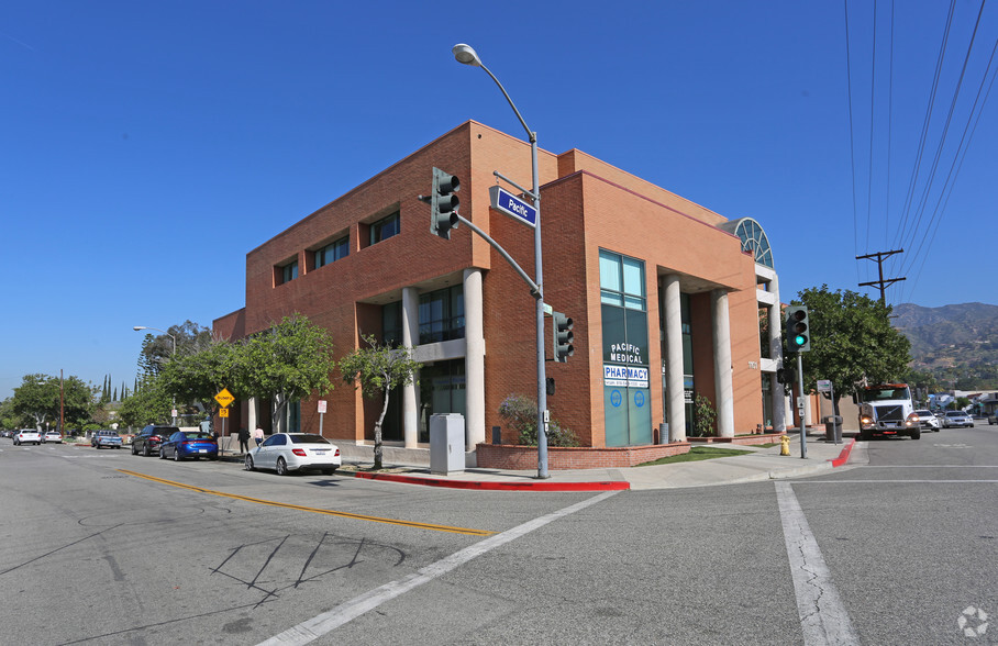 Primary Photo Of 1101 N Pacific Ave, Glendale Coworking Space