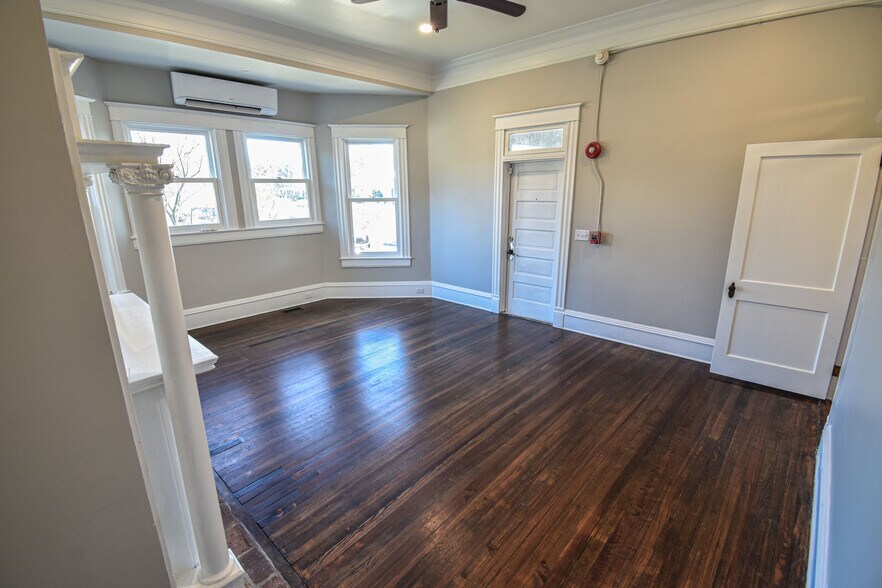 More Photos Of ,  Office For Sale