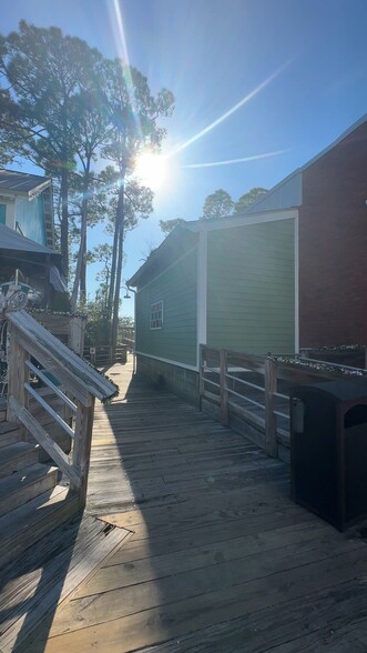 Primary Photo Of 109 Cannery Ln, Miramar Beach Restaurant For Lease