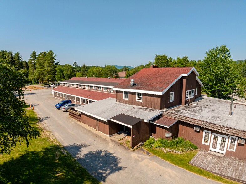 More Photos Of 1970 Saranac Ave, Lake Placid Apartments For Sale